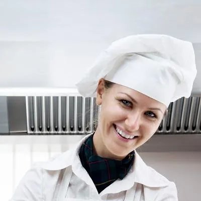 女人眼睛发黄怎么回事