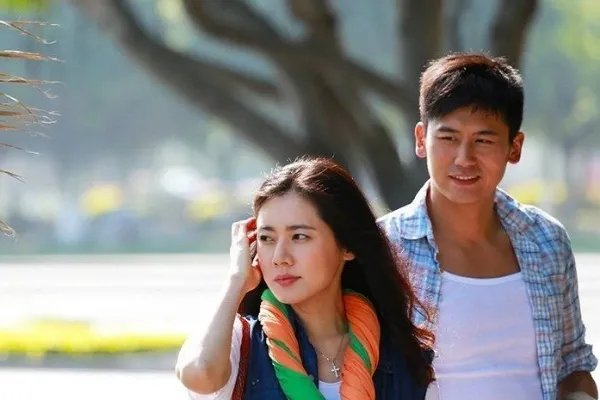 周杰伦昆凌跳舞甜蜜互动，你还吃过哪些明星夫妻的狗粮？