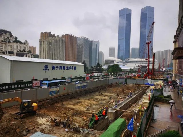 贵阳云岩区的二手房和观山湖的新房哪个更有升值空间？