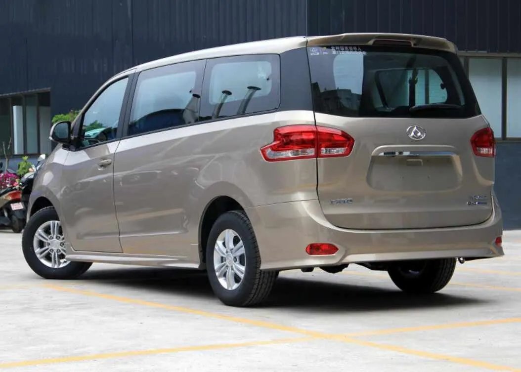 商务车7座最新款 15万