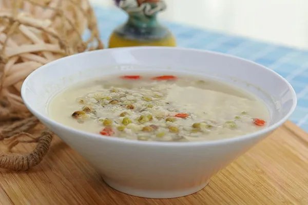 绿豆小米粥的做法 绿豆小米粥怎么做