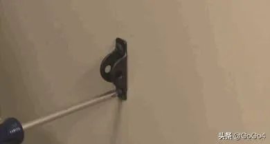 如何看待有的网友嘲讽张馨予晒妈妈受伤照？