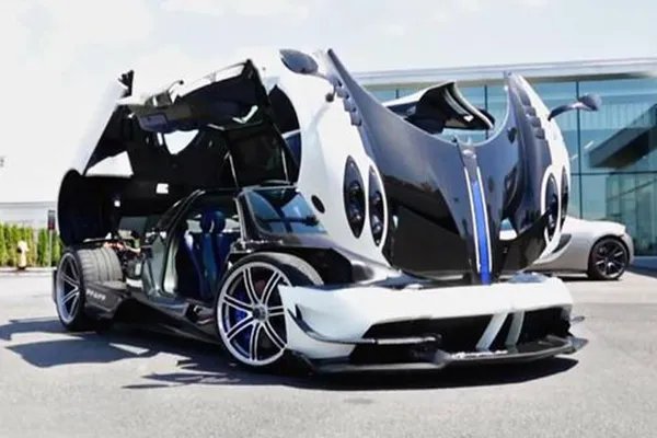 全球十大跑车价格：兰博基尼第十，第一售价高达5000万