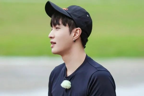 孙红雷质问张艺兴是怎么回事