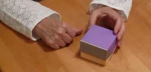 用纸怎么折盒子