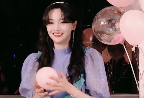 吉杰为郑爽发声是怎么回事？