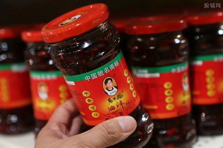 央视调查腾讯老干妈事件 真相调查清楚被骗了