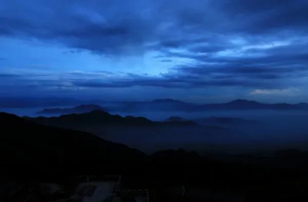 深蓝的近义词是什么词