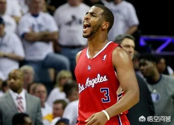 保罗复出首场，火箭复仇魔术，怎么评价保罗在火箭队的作用？