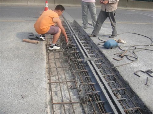 伸缩缝设置规范要求是什么