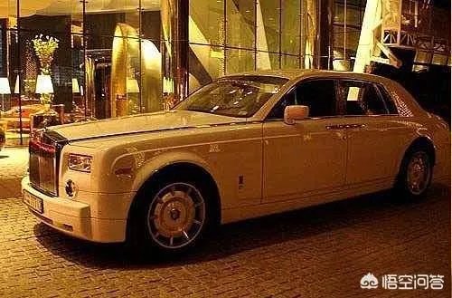 涉事女演员彭丹回应：1200万迈巴赫撞了800万劳斯莱斯事件，情商高吗？