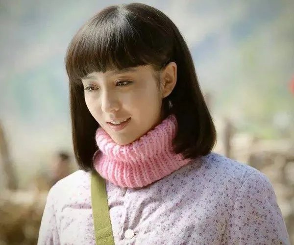 佟丽娅个人资料及图片 婚姻的不幸让她变化如此之大