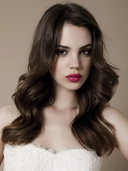 新娘的发型图片欣赏 大脸新娘适合什么发型