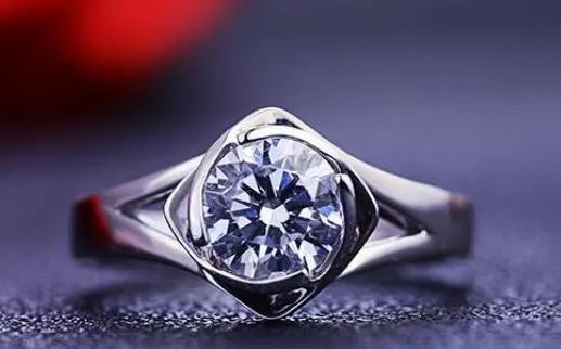 结婚戒指是买一个还是一对 结婚戒指谁来买