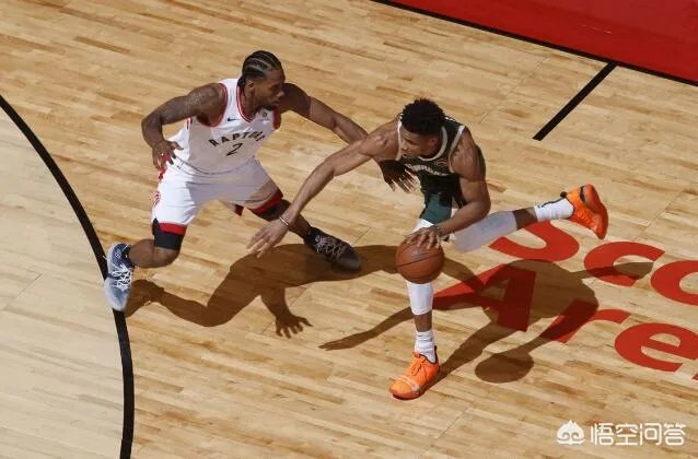 双加时，莱昂纳德36分擒住雄鹿，怎么评价这场比赛？