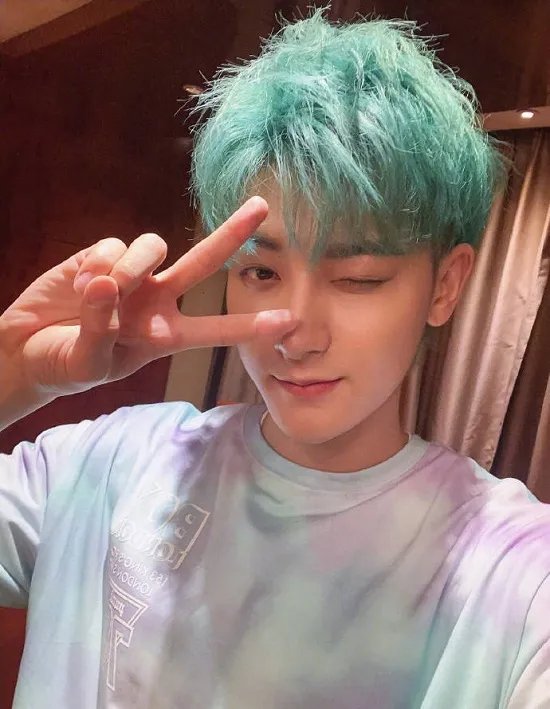 黄子韬戳爷互动什么情况 戳爷是谁怎么火起来的