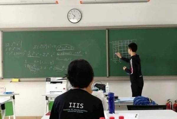 初中考多少分才能上高中？