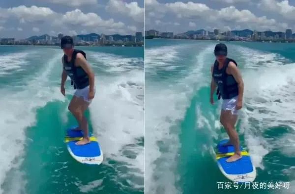 李小璐陪甜馨海边游玩超开心，贾乃亮疑似同行，俩人要破镜重圆吗？