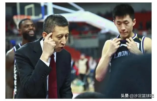 郭士强正式签约广州男篮，他的年薪有多少？会比辽宁时期高吗？