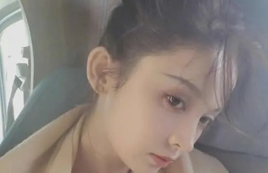 娜扎是单眼皮还是双眼皮 本尊回应来了