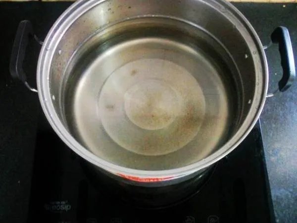 正宗芹菜猪肉饺子馅的做法