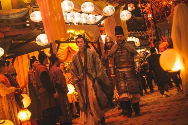 豆瓣评分8.6，《长安十二时辰》到底讲了个啥？