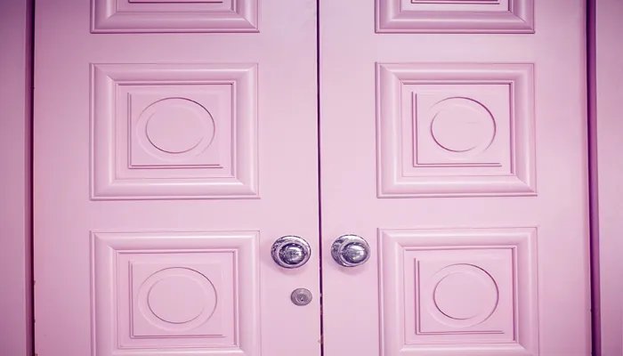 遇到陌生人敲门怎么办 遇到陌生人敲门该怎么办