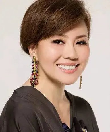 方静大胸照片展示   揭秘“方静”事件真相