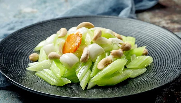 为什么买到的腰果一般都没有壳 买到的腰果为什么没有壳