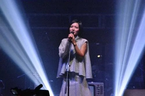 许志安和郑秀文结婚长达十年，为何两人至今没有小孩？