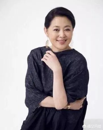 倪萍退出《等着我》，称要继续往前走，对此你怎么看？