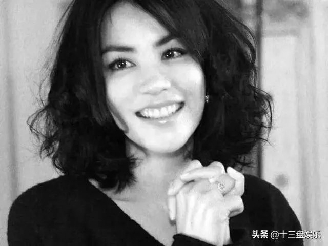 你最认同的歌后是那英还是王菲？为什么？