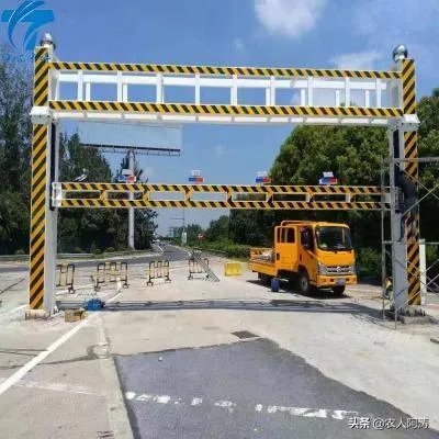 西瓜滞销的原因有哪些？农村地区公路限高会导致滞销吗？农民该如何应对？