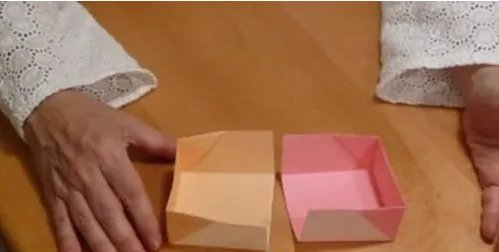 用纸怎么折盒子