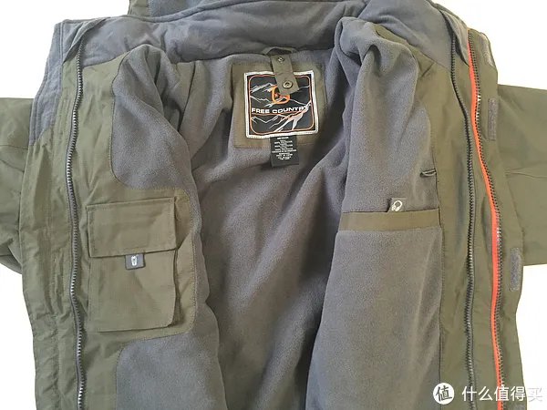 真人兽：Free Country 三合一冲锋衣