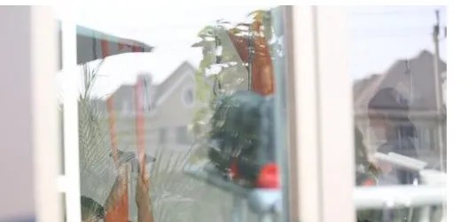 那英携女儿健身？