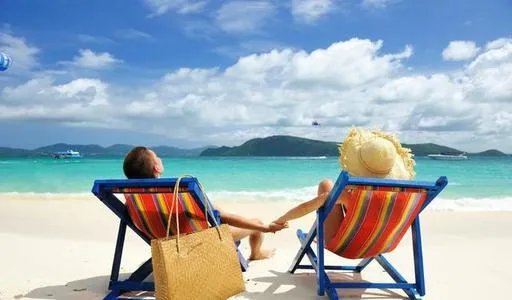 77岁上海阿姨走遍七大洲,来一趟说走就走的旅行究竟有多难?