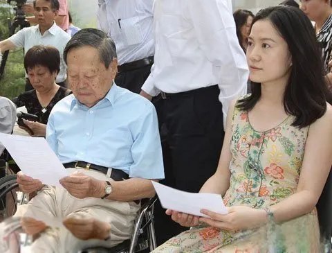 翁帆2019产下一子是真的吗 她一直都有被传怀孕