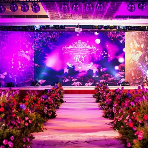 红色婚礼现场如何布置 红色婚礼怎样搭配颜色