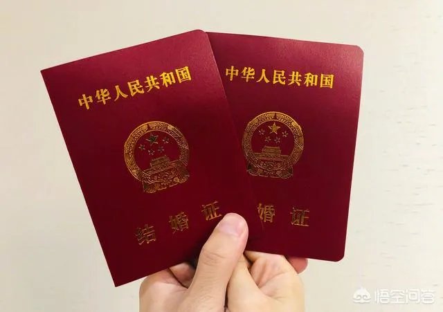 冯绍峰在微博宣布妻子赵丽颖成功生子，你怎么看？