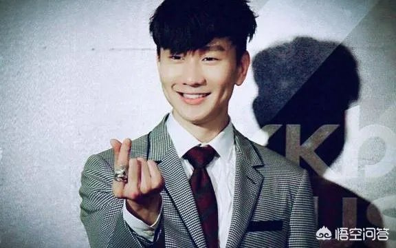 你认为林俊杰在《梦想的声音》里改编的哪首歌曲最让你震撼？为什么？