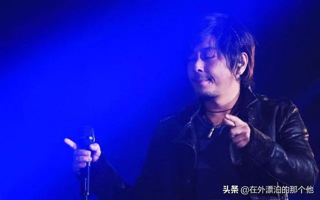 好久没有王杰的消息，好久没有更新微博，有谁知道杰哥怎么样了？