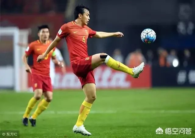 冯潇霆发长文招黑，如何正确解读？