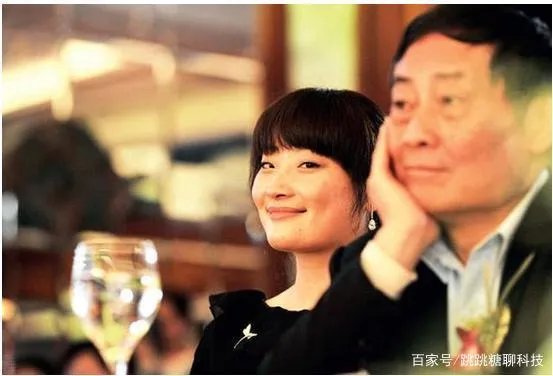 她是千亿公主,身价超30亿38岁仍未嫁,父亲宗庆后公开征婚,她是谁?