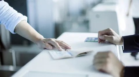 香港特别行政区护照如何办理