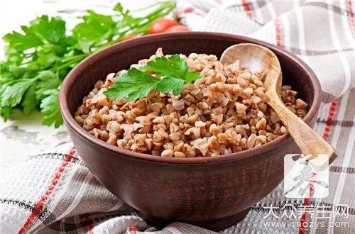 黑苦荞麦的功效与作用：