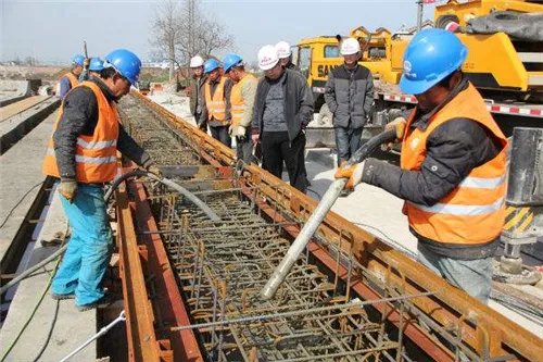 水泥膨胀剂怎么使用