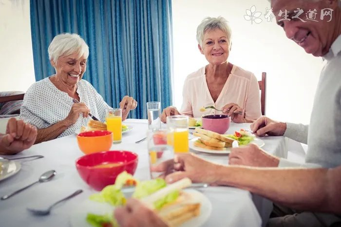 科莱博美瞳怎么样 不会滑片日常美瞳首选