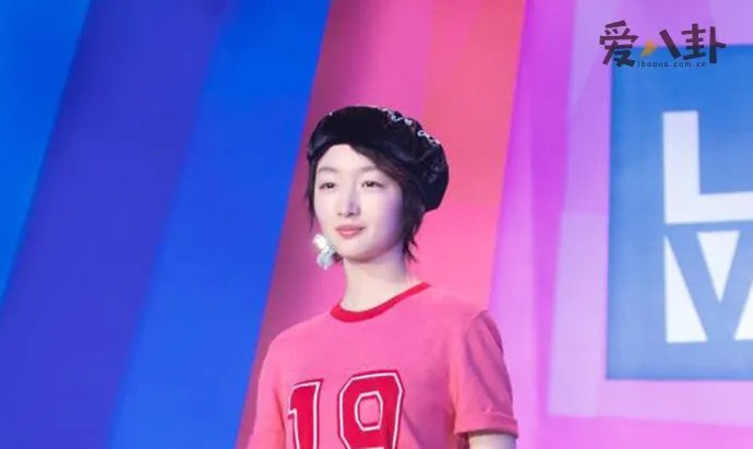 周冬雨真实身高多少 官方的周冬雨身高遭质疑