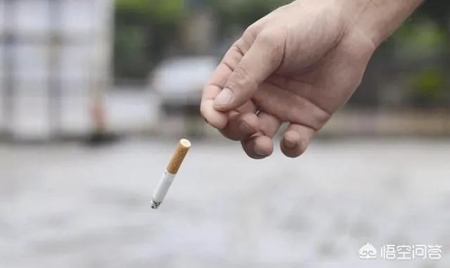 西安一咖啡店做活动20个烟头换1个冰淇淋，小学生3年捡5万个烟头，你怎么看？